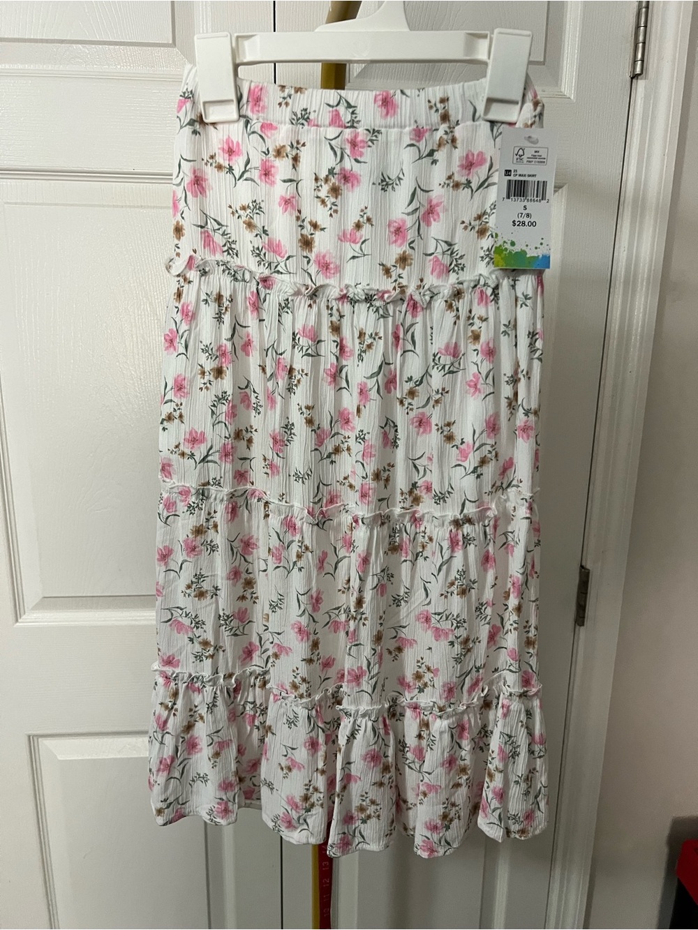Colorful Planet White Floral Tiered Midi Skirt with Pink Blooms